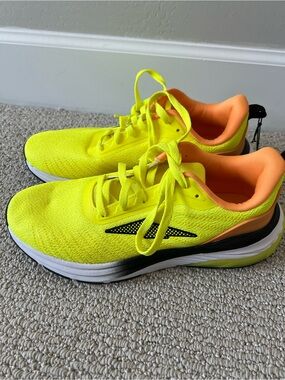 Avia Men's Hypersonic Gel Running Shoes NWT size 8 ~ $15